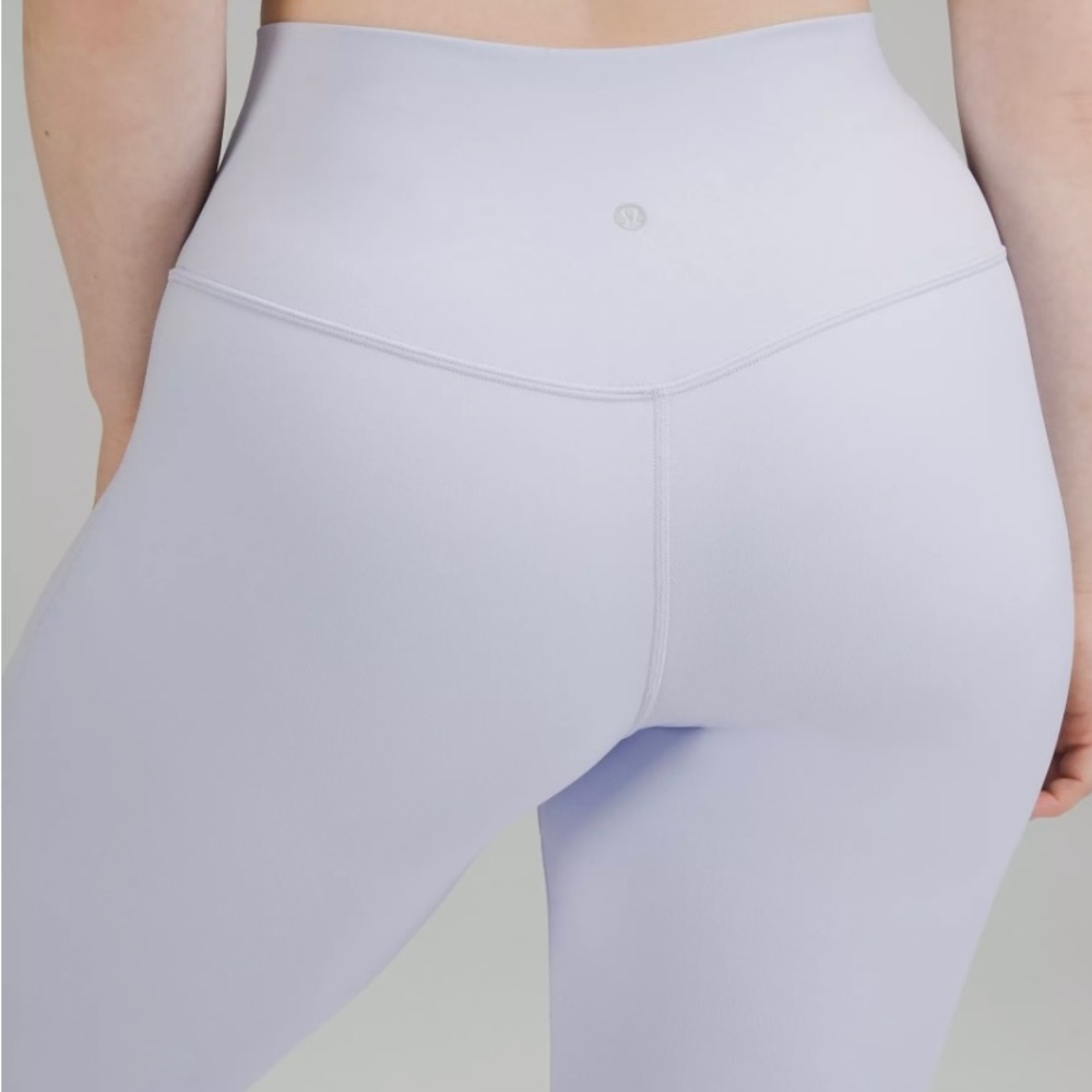 lulu aligns size 4 literally never worn